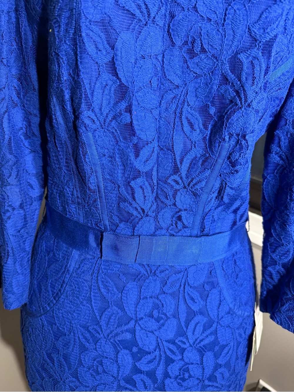 Elegant Blue Lace Sheath Dress - Picture 2 of 4